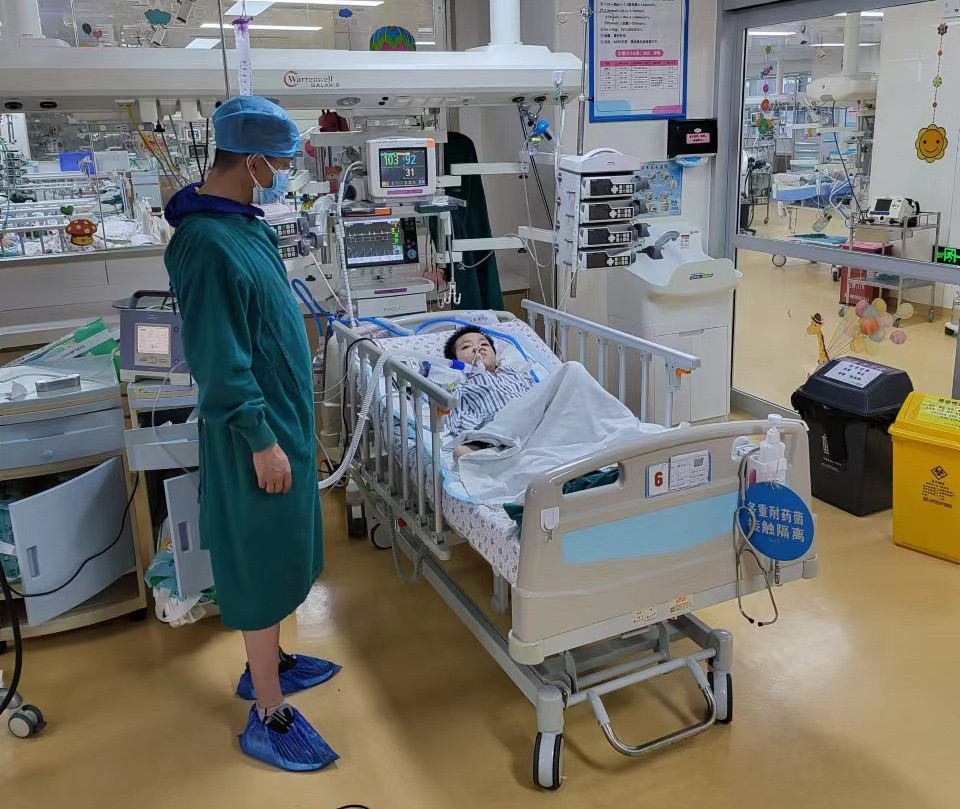 紫金县跨省救护车出租公司